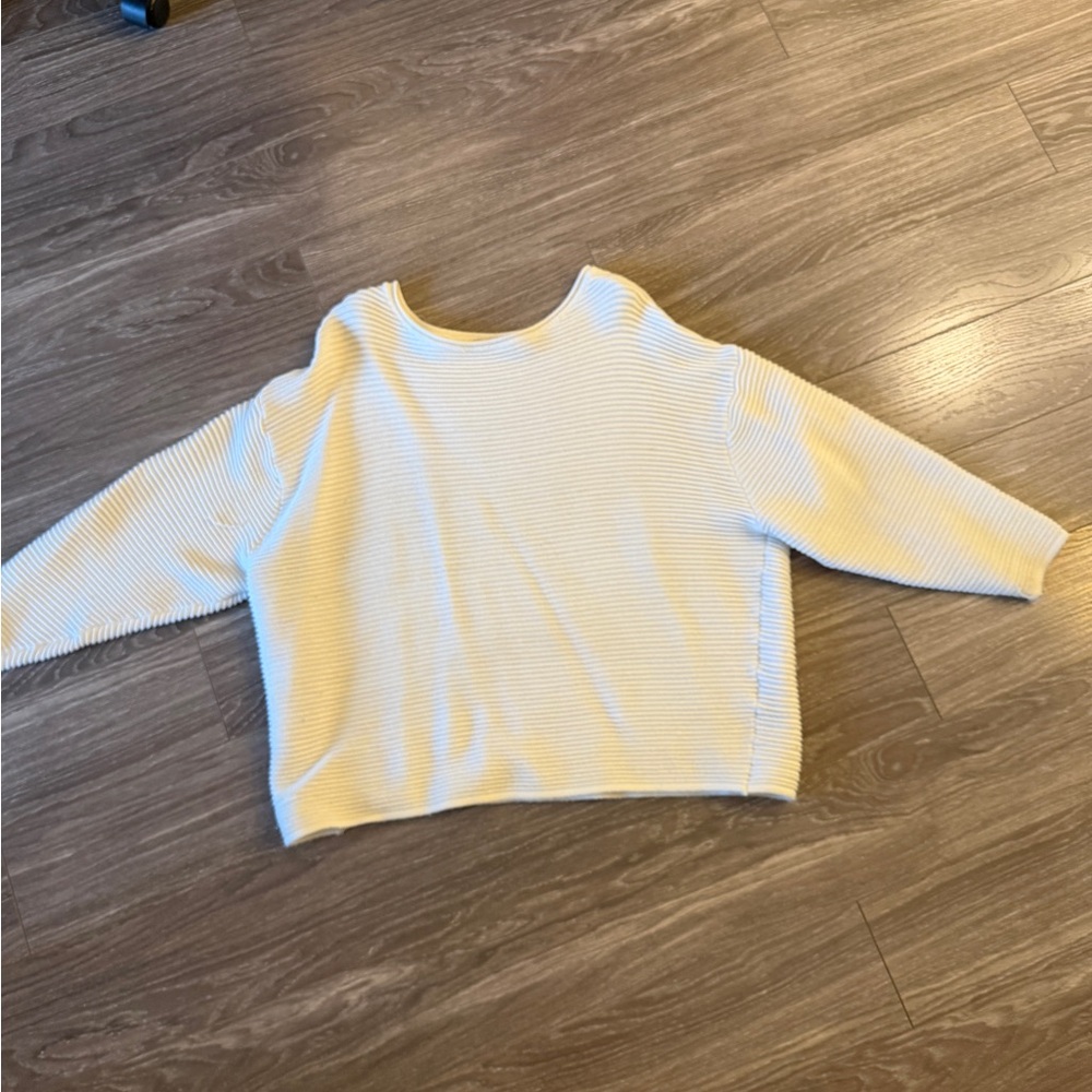 Zara Knit Cream and White Top